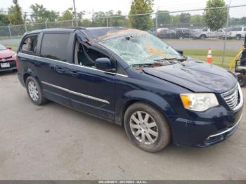  Salvage Chrysler Town & Country