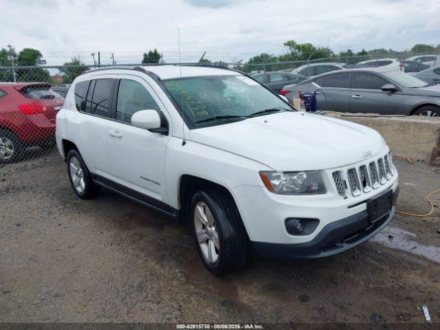  Salvage Jeep Compass