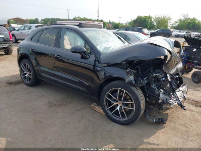  Salvage Porsche Macan