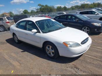  Salvage Ford Taurus