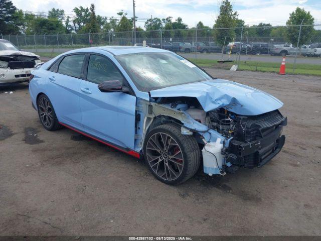  Salvage Hyundai ELANTRA