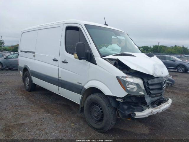  Salvage Mercedes-Benz Sprinter 2500