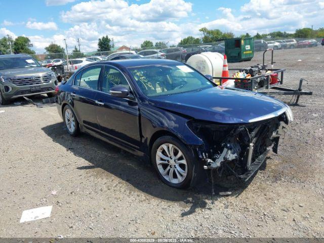  Salvage Hyundai Genesis
