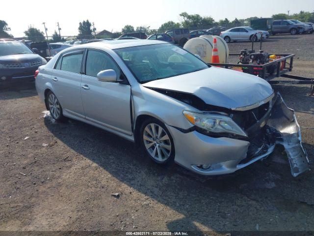  Salvage Toyota Avalon