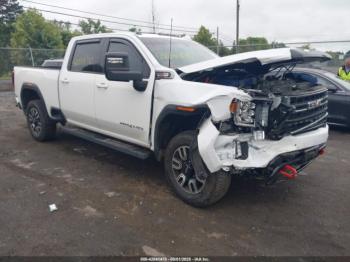  Salvage General Motors Sierra 3500HD