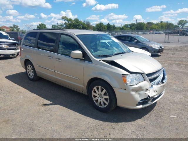 Salvage Chrysler Town & Country