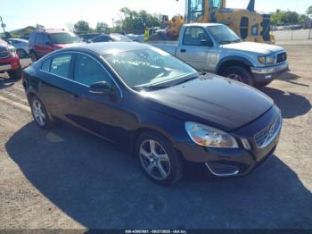  Salvage Volvo S60
