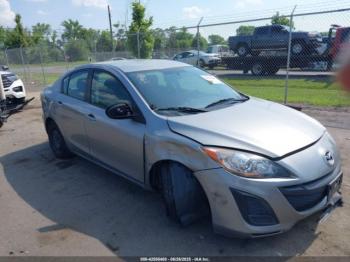  Salvage Mazda Mazda3