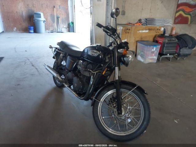  Salvage Triumph Motorcycle Bonneville