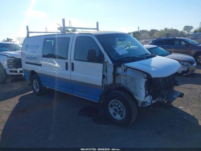  Salvage GMC Savana