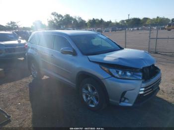  Salvage Toyota Highlander