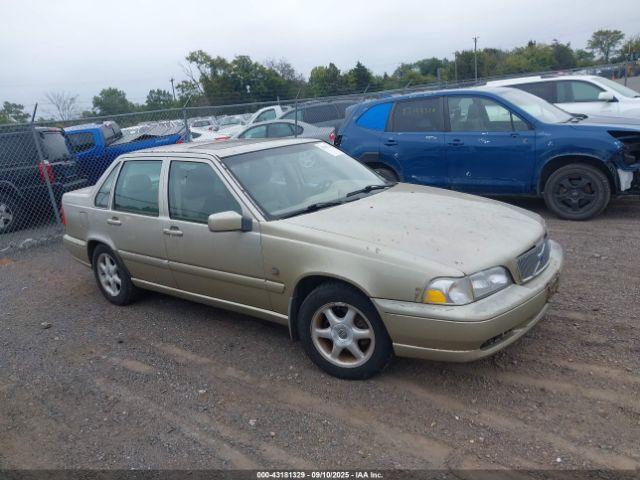  Salvage Volvo S70