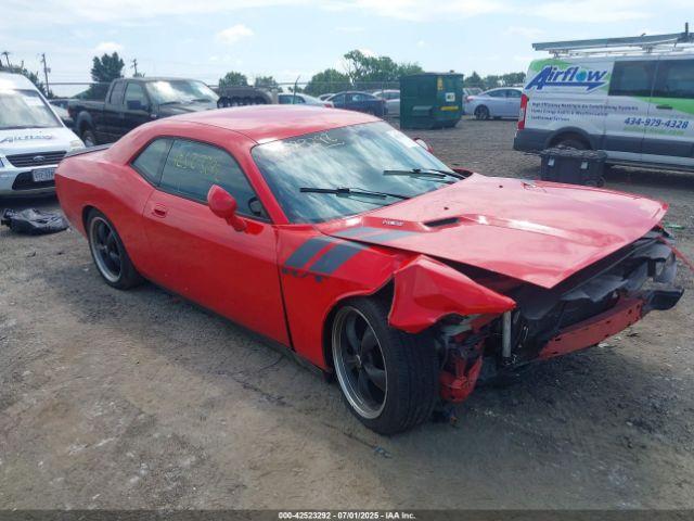  Salvage Dodge Challenger