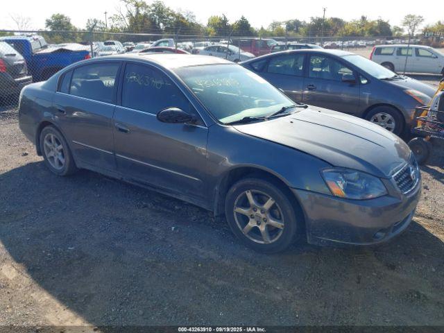  Salvage Nissan Altima