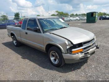  Salvage Chevrolet S-10