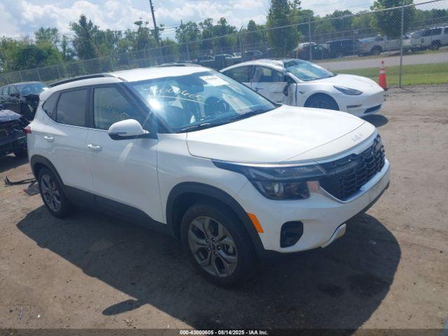  Salvage Kia Seltos