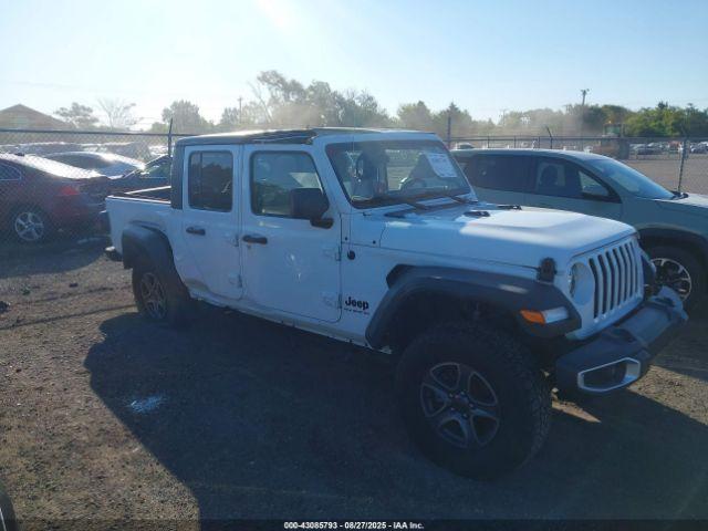  Salvage Jeep Gladiator