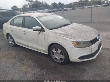  Salvage Volkswagen Jetta