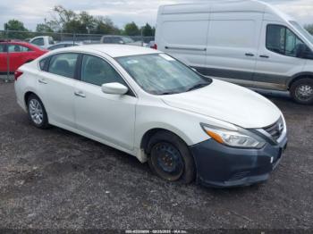  Salvage Nissan Altima
