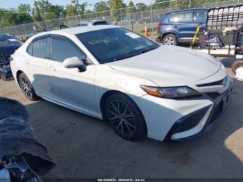  Salvage Toyota Camry