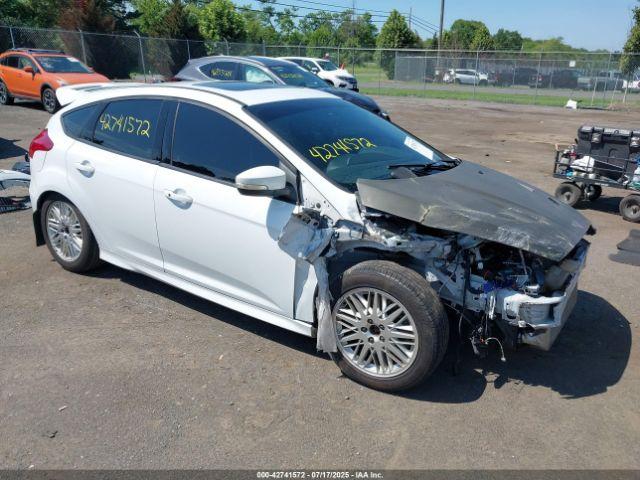  Salvage Ford Focus St