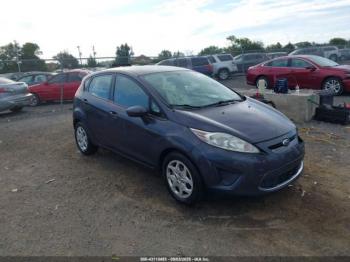  Salvage Ford Fiesta