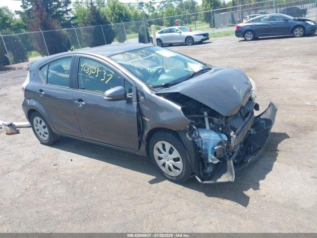  Salvage Toyota Prius c