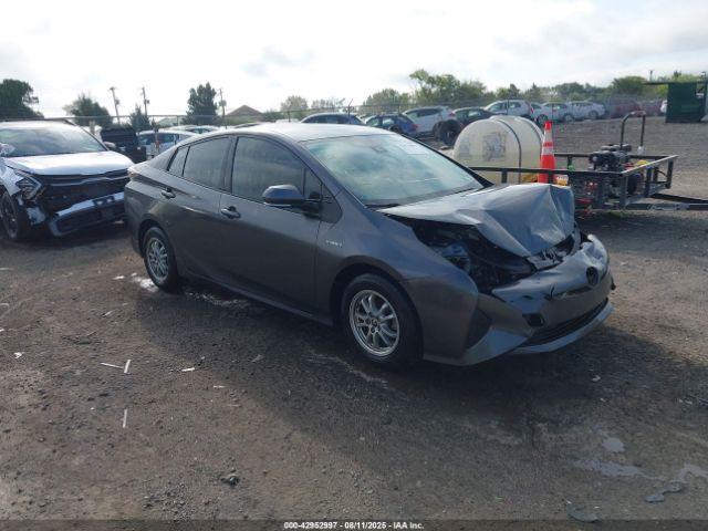 Salvage Toyota Prius