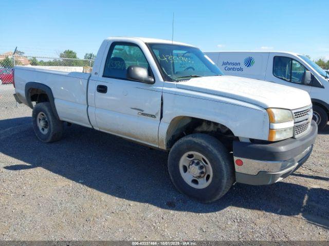  Salvage Chevrolet Silverado 2500