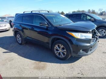  Salvage Toyota Highlander