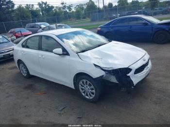  Salvage Kia Forte