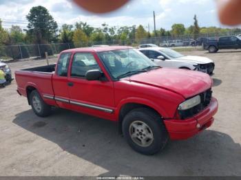  Salvage Chevrolet S-10