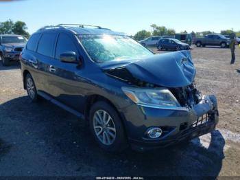  Salvage Nissan Pathfinder