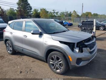  Salvage Kia Seltos