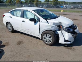  Salvage Nissan Versa