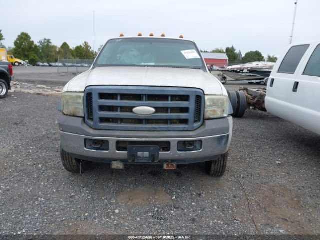 Ford F-450 Image 11