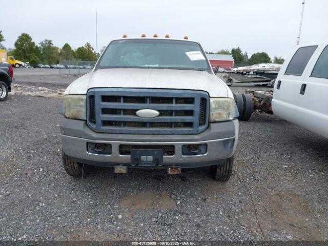 Ford F-450 Image 11