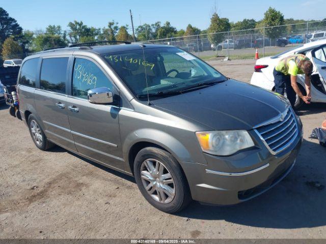  Salvage Chrysler Town & Country