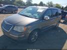 Chrysler Town & Country Limited Image 4