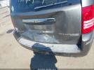 Chrysler Town & Country Limited Image 8