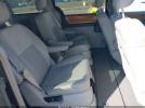 Chrysler Town & Country Limited Image 14
