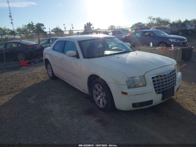  Salvage Chrysler 300