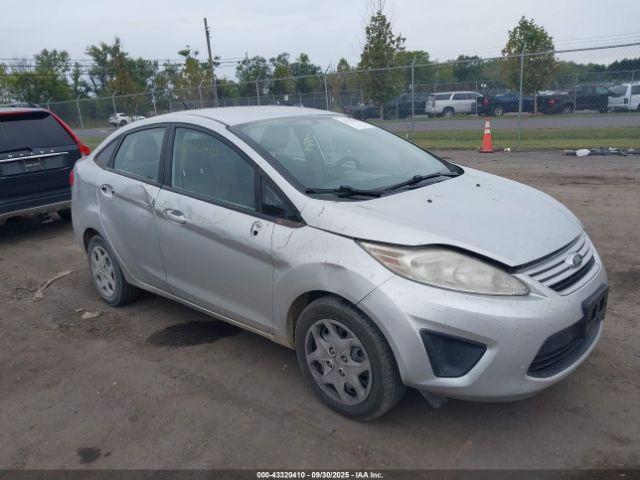  Salvage Ford Fiesta