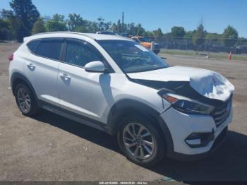  Salvage Hyundai TUCSON