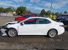 Toyota Camry Le Image 4