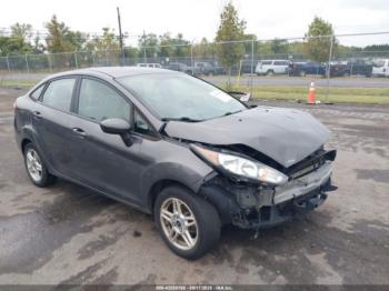 Salvage Ford Fiesta