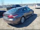 Toyota Camry Le Image 5