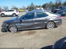 Toyota Camry Le Image 15