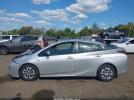 Toyota Prius Three Image 8