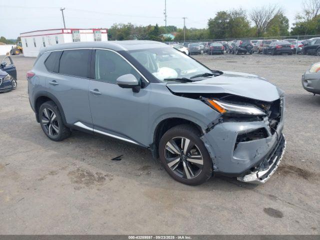  Salvage Nissan Rogue
